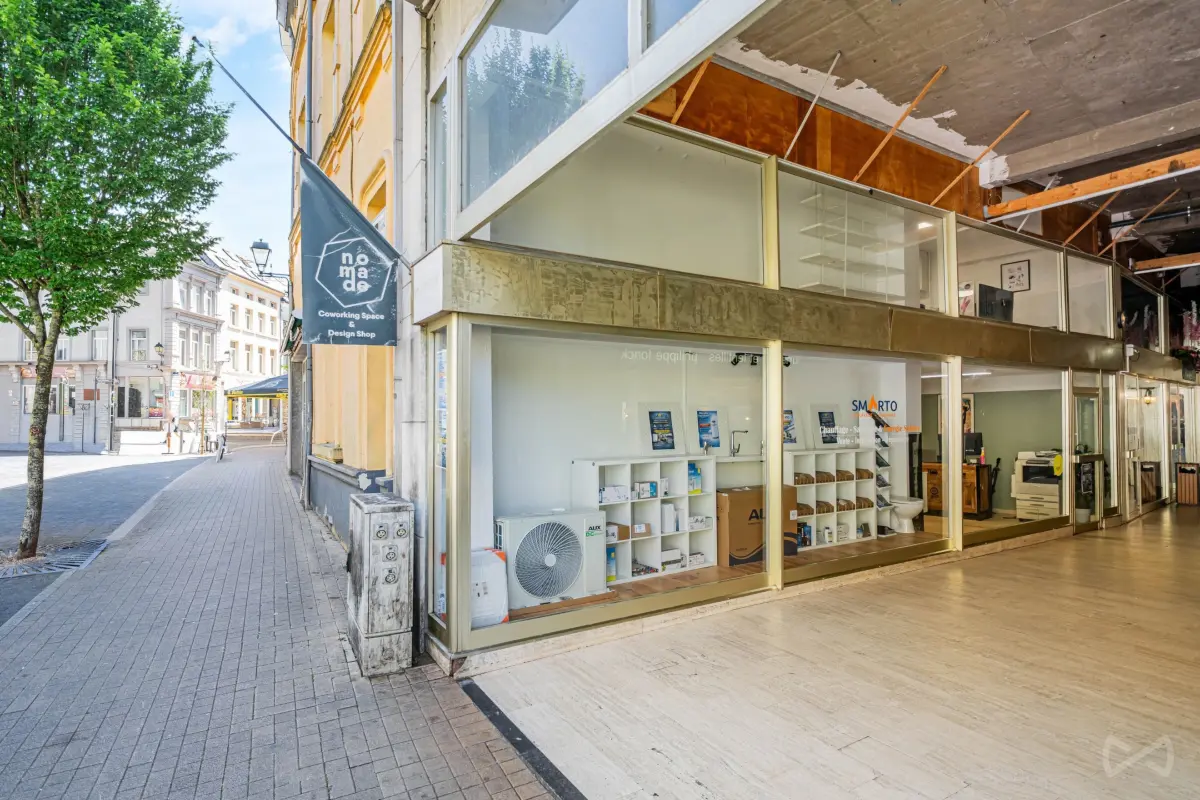 Handelszaak te  koop in Aarlen 6700 120000.00€  slaapkamers 67.00m² - Zoekertje 830537