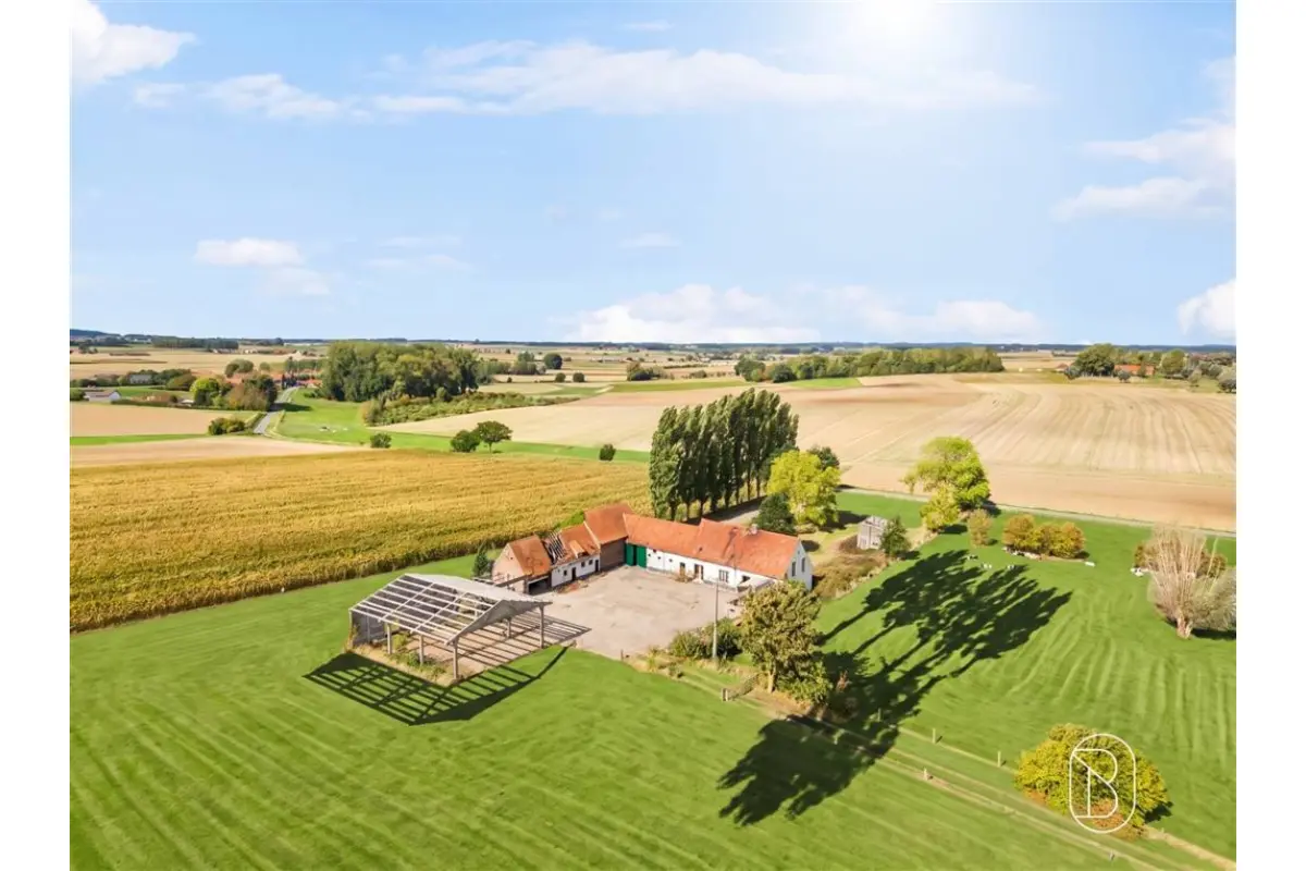 Terrain à bâtir à vendre à Celles 7760 575000.00€  chambres m² - annonce 830450
