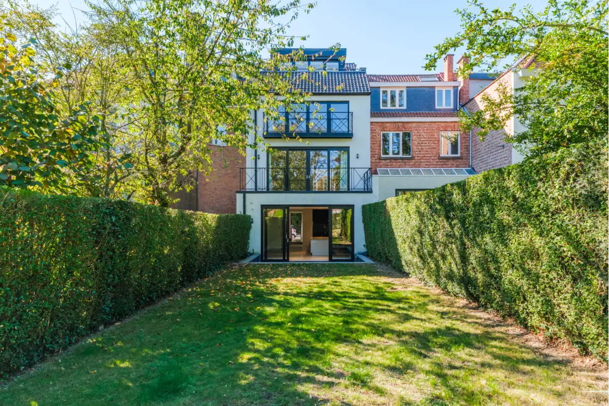 Huis te  huur in Sint-Pieters-Woluwe 1150 4950.00€ 4 slaapkamers 284.00m² - Zoekertje 830842