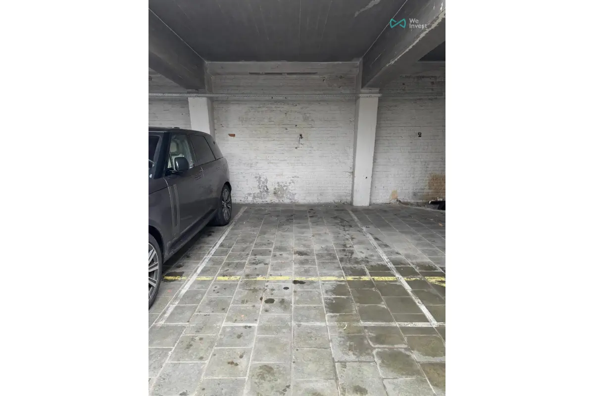 Parking te  in Elsene 1050 190.00€  slaapkamers m² - Zoekertje 830761