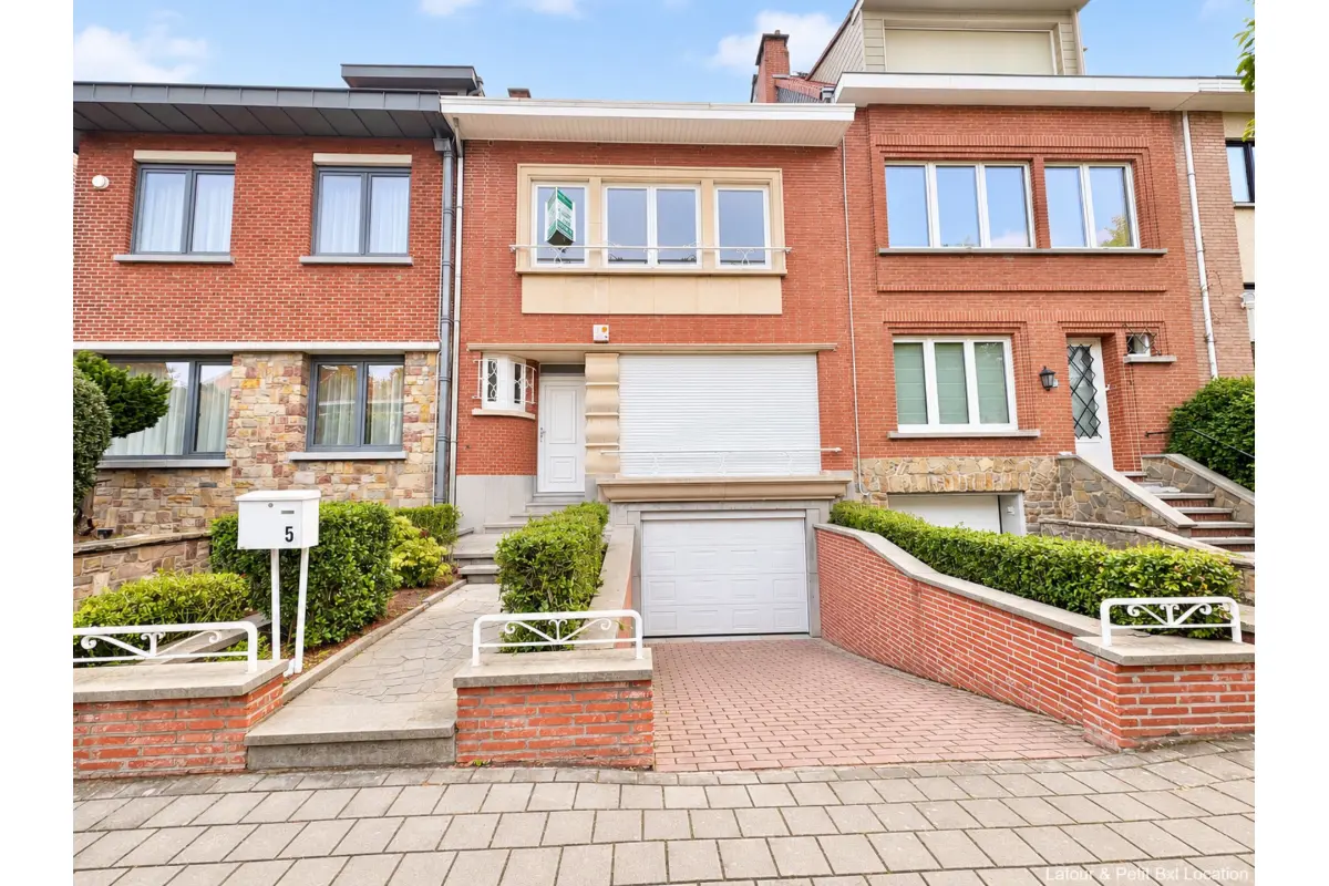 Huis te  huur in Oudergem 1160 2500.00€ 4 slaapkamers 160.00m² - Zoekertje 831756