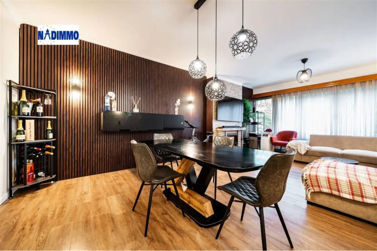 Appartement te  koop in Koekelberg 1081 285000.00€ 2 slaapkamers 100.00m² - Zoekertje 831593