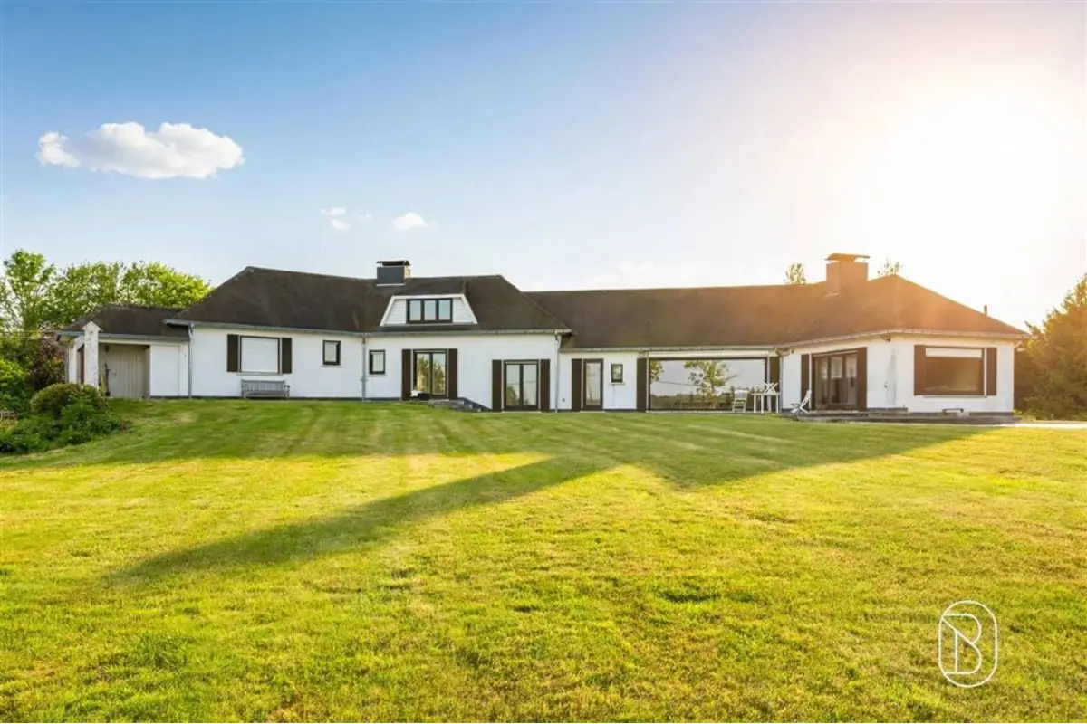 Villa te  koop in Ellezelles 7890 750000.00€ 6 slaapkamers 225.00m² - Zoekertje 831294