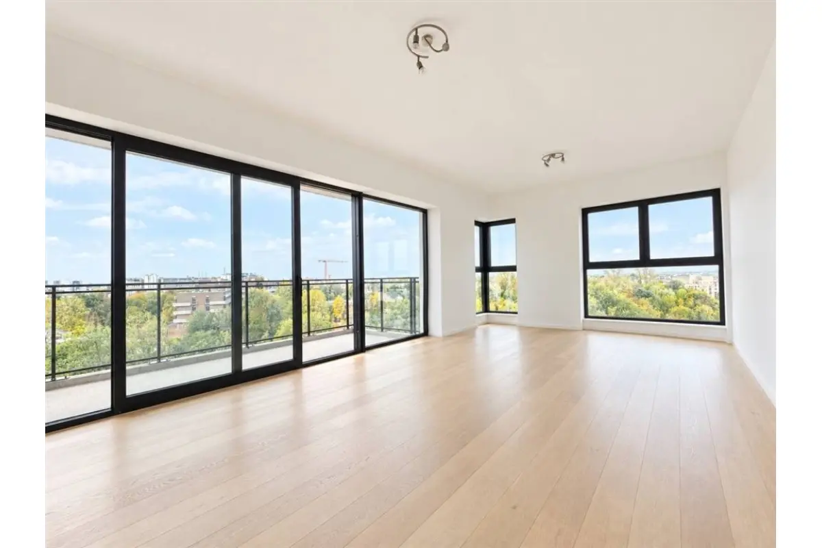 Appartement te  huur in Oudergem 1160 1600.00€ 2 slaapkamers 92.00m² - Zoekertje 831256