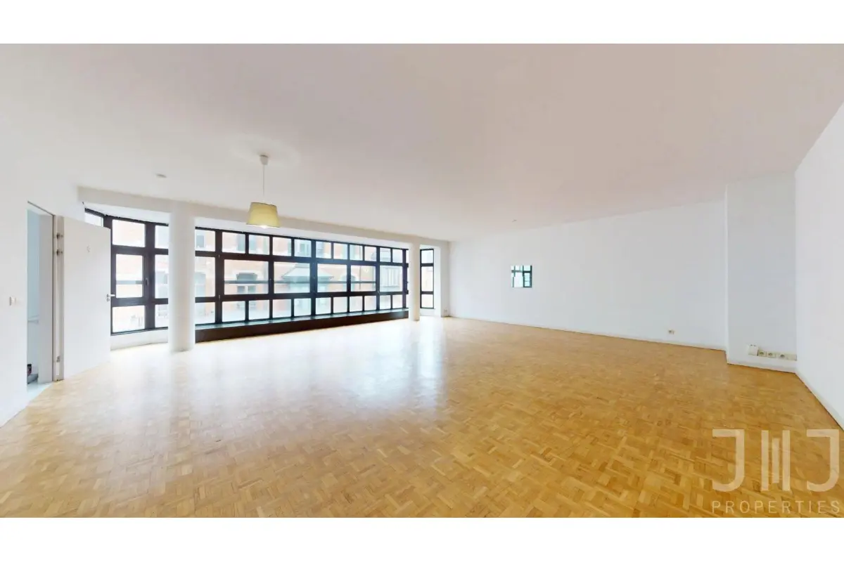 Duplex à louer à Bruxelles 1000 2100.00€ 4 chambres 196.00m² - annonce 831546