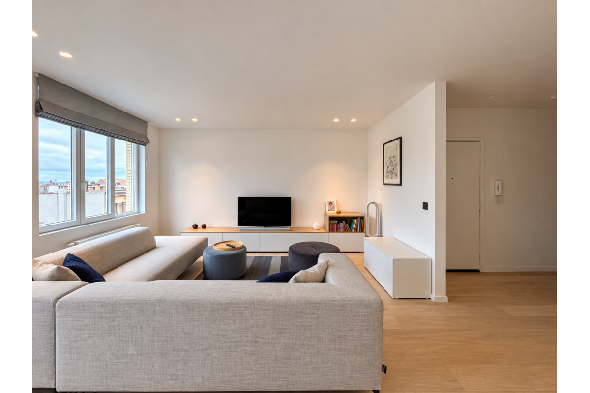 Appartement te  huur in Ukkel 1180 1600.00€ 2 slaapkamers 100.00m² - Zoekertje 831486