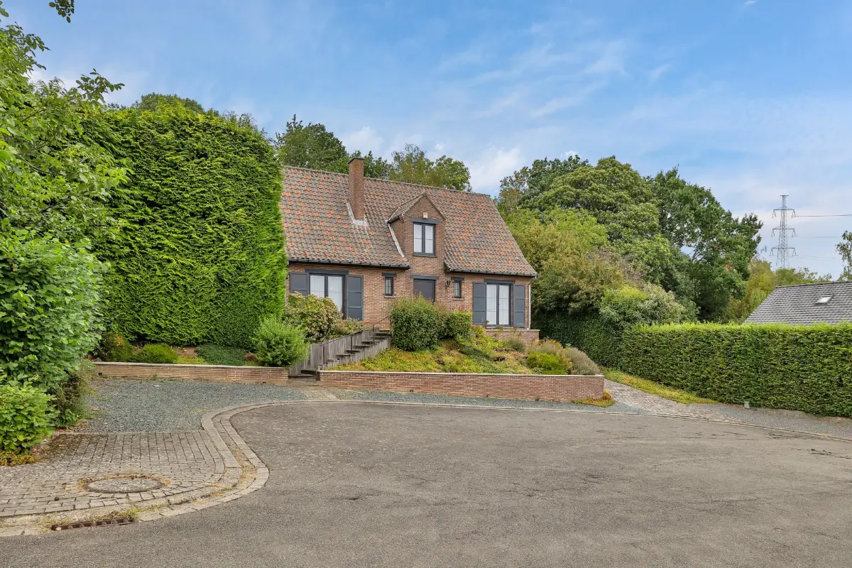 Villa te  koop in Schepdaal 1703 598000.00€ 3 slaapkamers 250.00m² - Zoekertje 831400