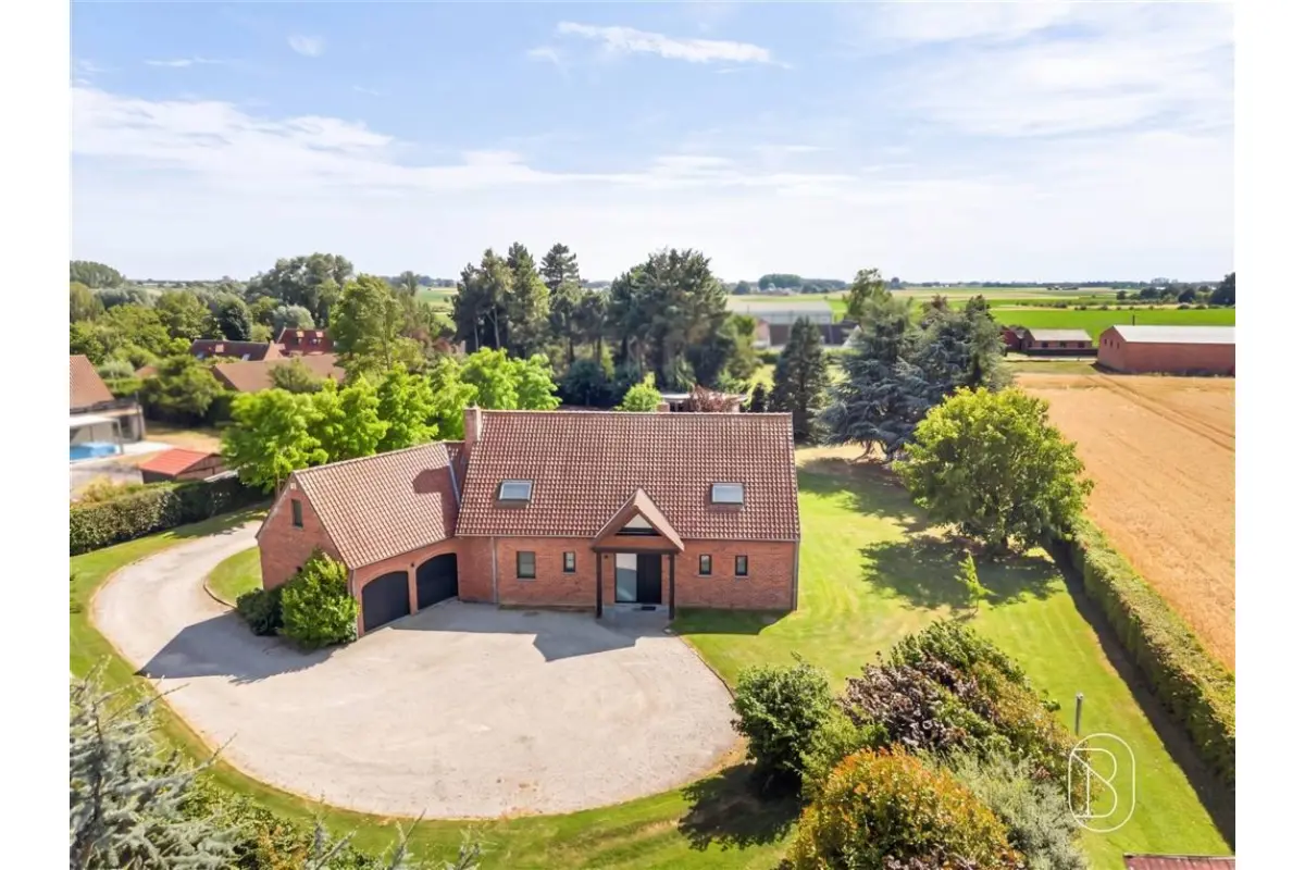 Villa te  koop in Templeuve 7520 749000.00€ 5 slaapkamers 304.00m² - Zoekertje 831291