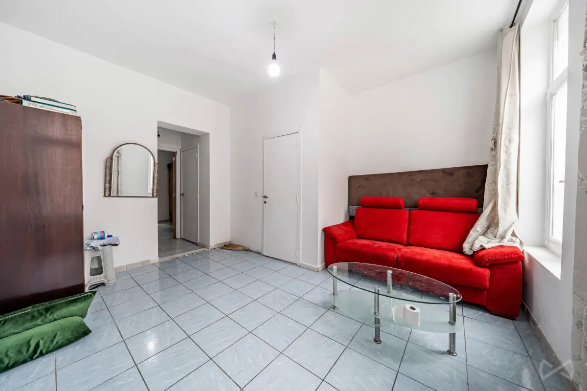 Appartement te  in Sint-Jans-Molenbeek 1080 140000.00€ 1 slaapkamers 50.00m² - Zoekertje 831215
