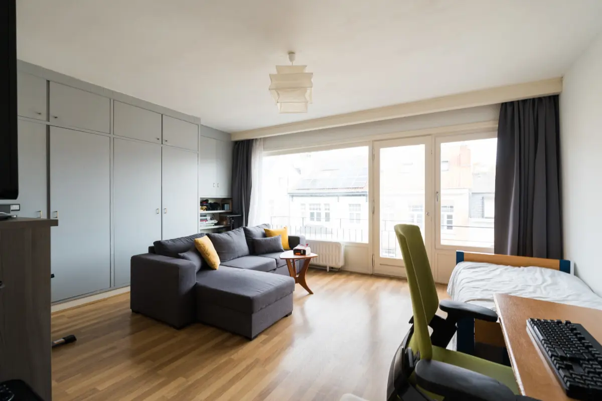Studio à vendre à Etterbeek 1040 245000.00€ 5 chambres 36.00m² - annonce 831184