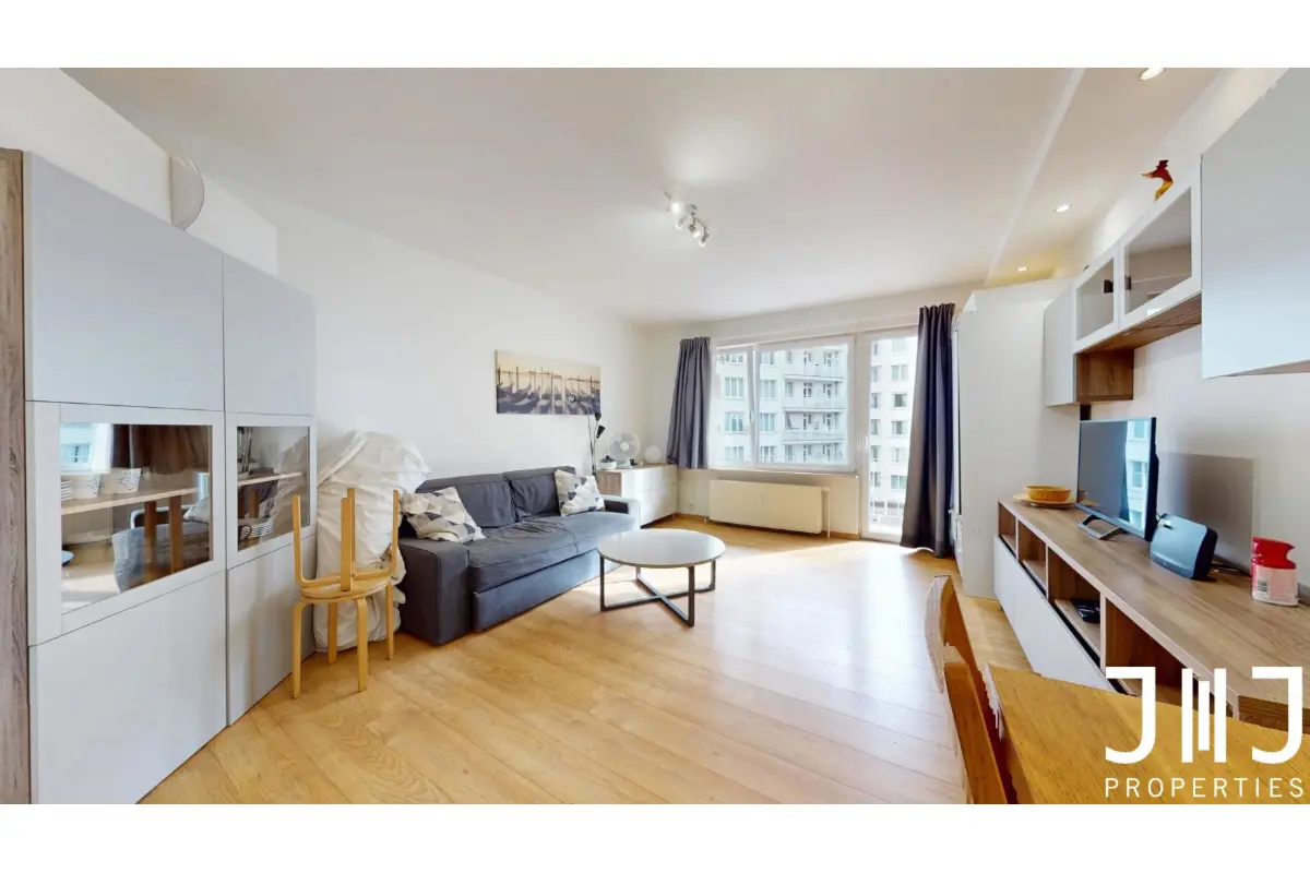 Studio te  huur in Etterbeek 1040 900.00€ 1 slaapkamers 33.00m² - Zoekertje 831374