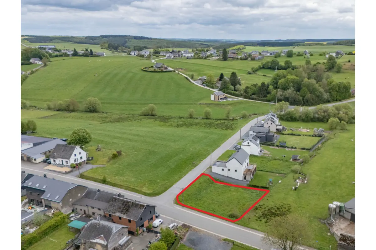 Terrain à bâtir à vendre à Vaux-sur-Sûre 6640 59000.00€  chambres m² - annonce 831143