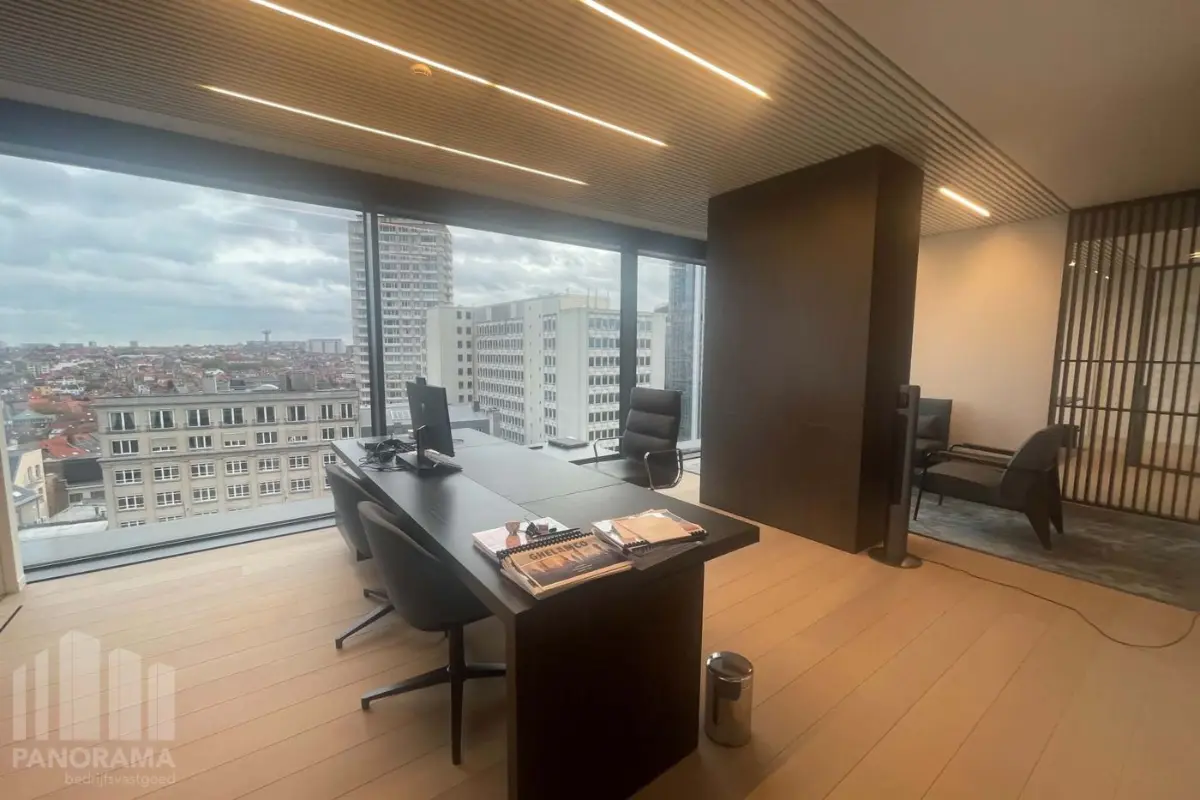 Commerce à louer à Bruxelles 1000 22577.00€  chambres 960.00m² - annonce 831840