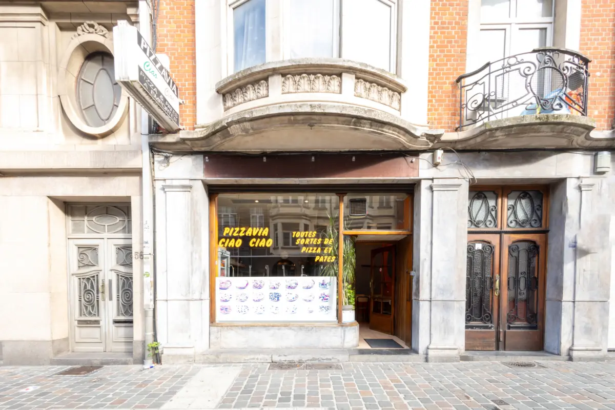 Handelszaak te  koop in Schaarbeek 1030 230000.00€  slaapkamers 70.00m² - Zoekertje 832501