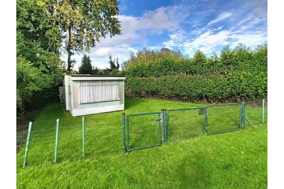 Bungalow à vendre à Forges 6464 9000.00€ 2 chambres 25.00m² - annonce 832323