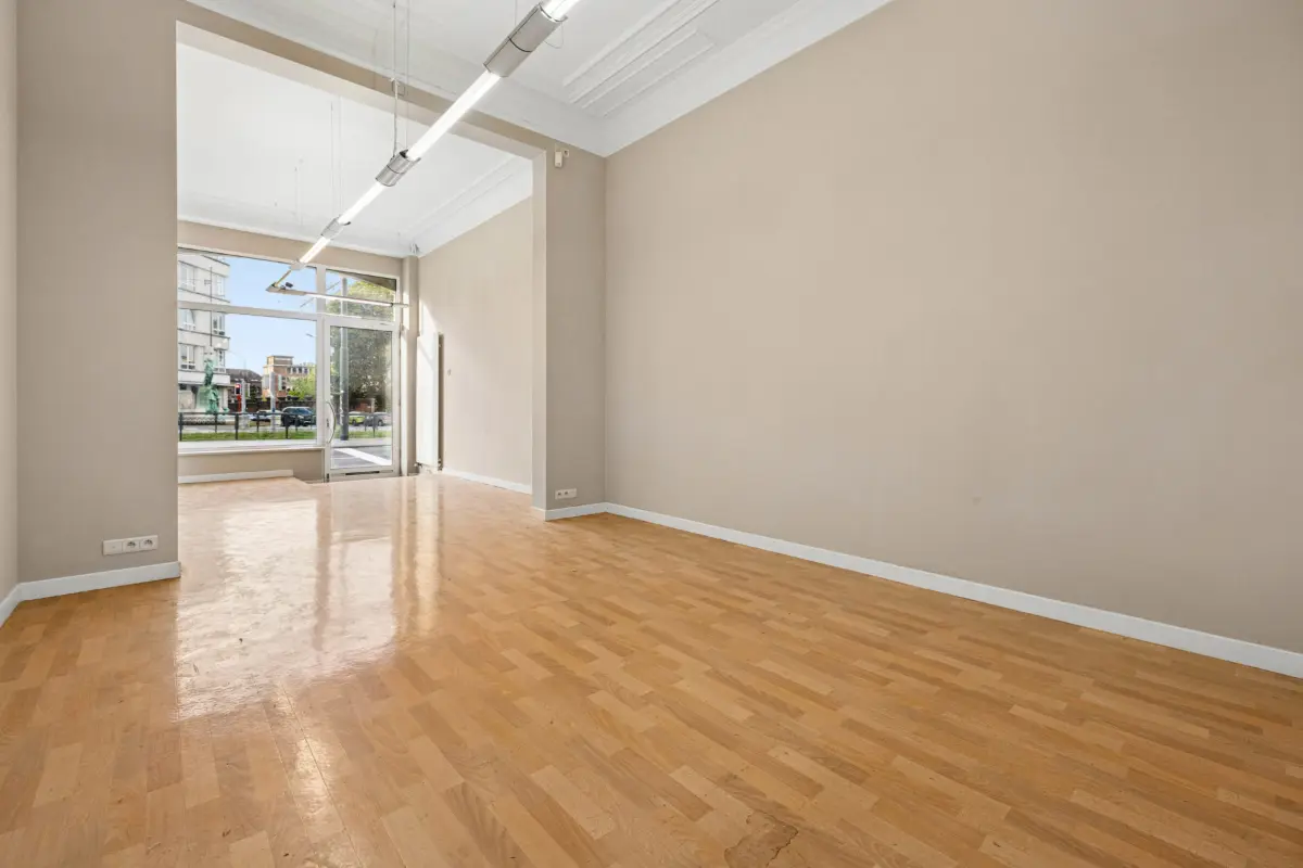 Commerce à louer à Ixelles 1050 1700.00€  chambres 142.00m² - annonce 832540