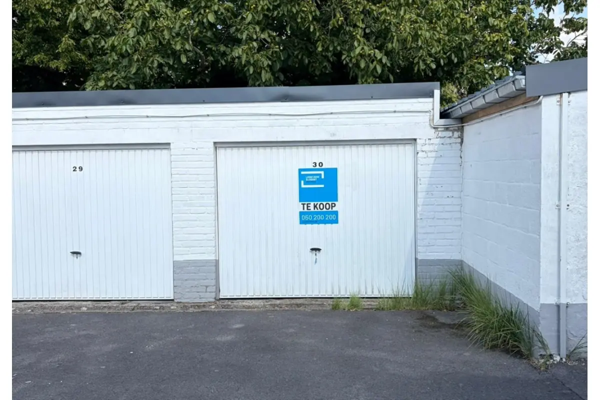 Box à vendre à Assebroek 8310 32500.00€  chambres m² - annonce 833541