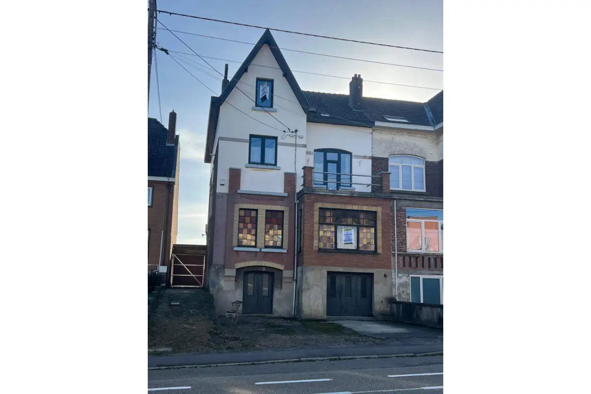 Immeuble mixte à vendre à Marchienne-au-Pont 6030 200000.00€  chambres m² - annonce 832904